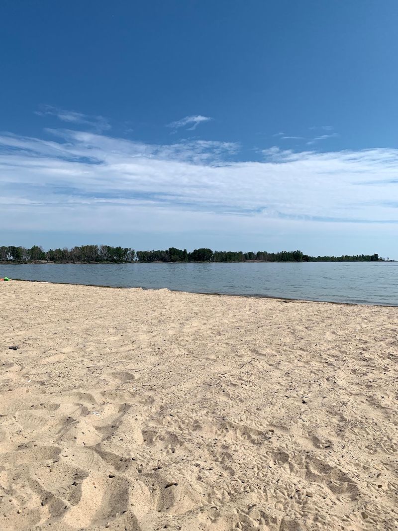 Why The Sand Looks So Bright