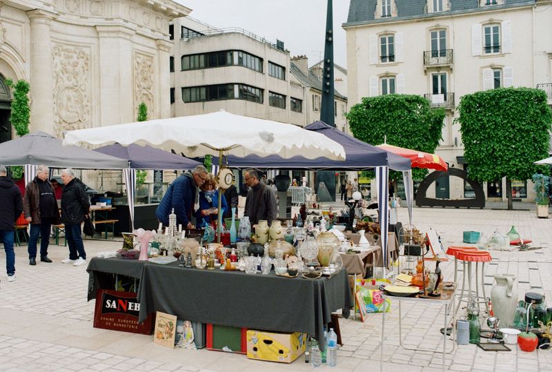 Why These Washington Flea Markets Are Worth Visiting