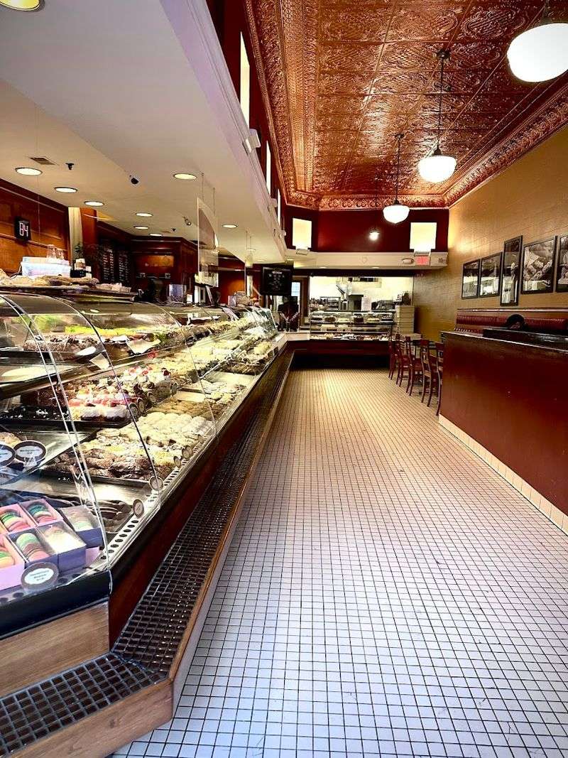 Time Your Visit For The Morning Crunch