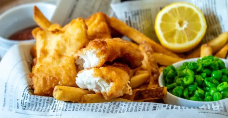 Why This Florida Seafood Shack’s Fish And Chips Are Famous From Coast To Coast