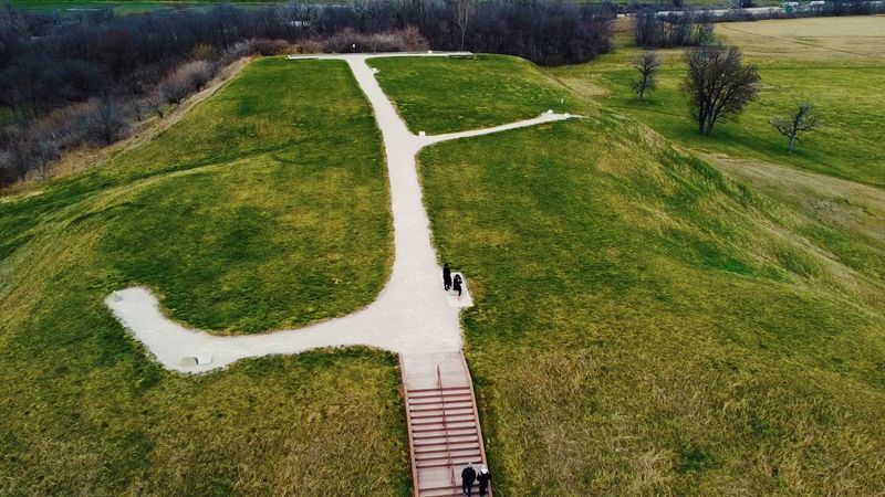 Why This Illinois Treasure Earns A Spot On Your Calendar