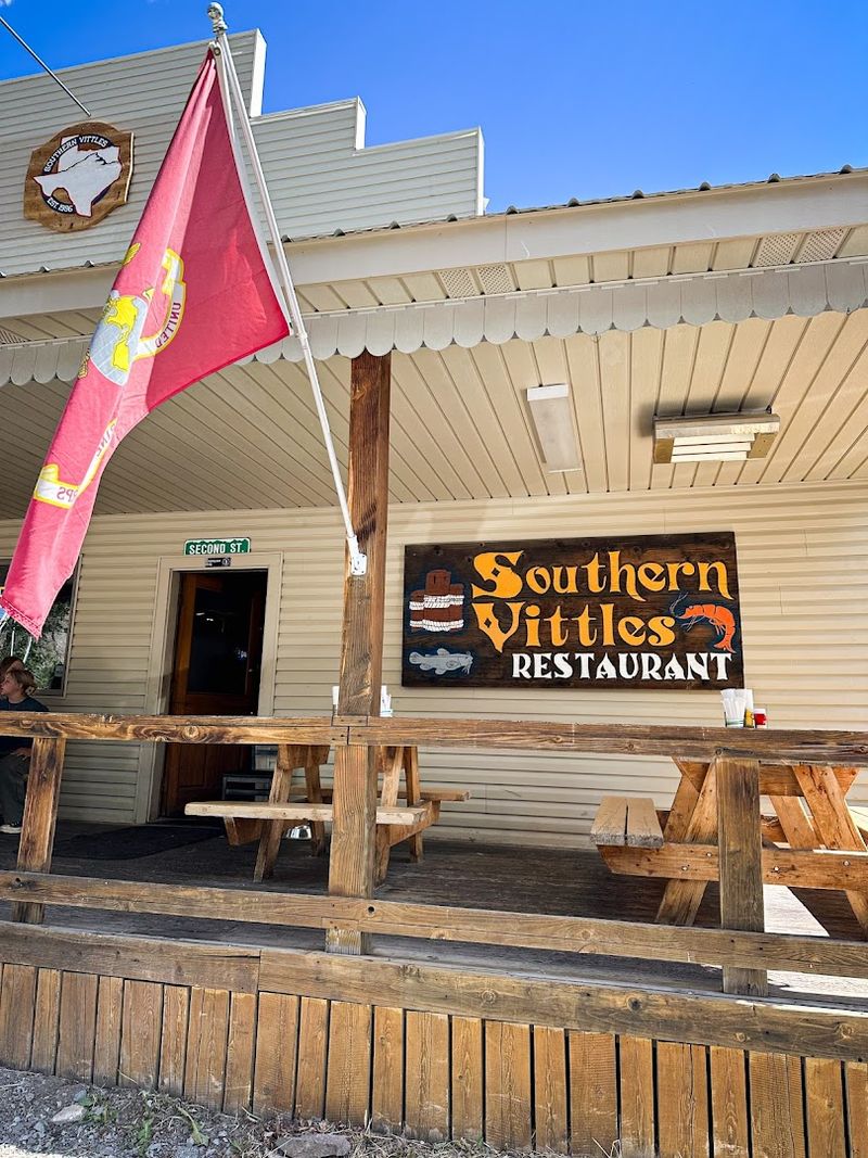 Why This Is The Kind Of Town That Makes A Meal Feel Like An Event