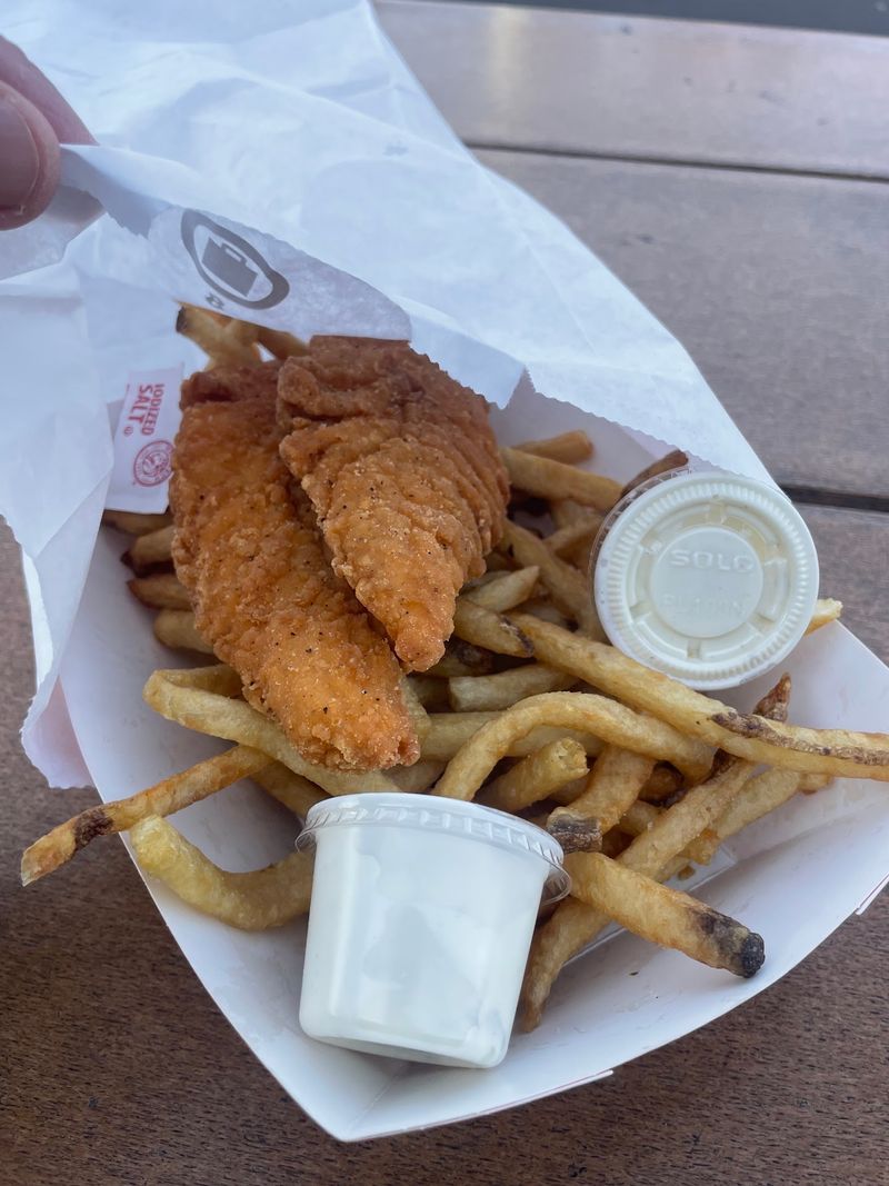 Why This Little Burger Stand Still Earns The Detour
