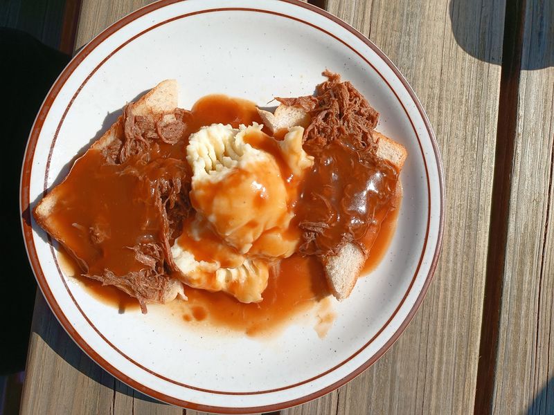 Why This Little Diner Earns A Spot On Your Illinois Day Trip