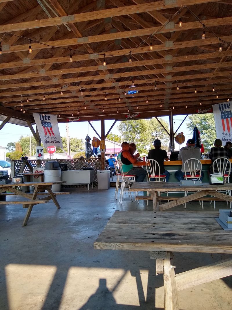 Why This Little Grill Earns A Spot On Your Illinois Bucket List