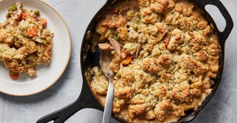 Why This Midwest Café’s Turkey Pot Pie Is Making People Reconsider Their Thanksgiving Plans