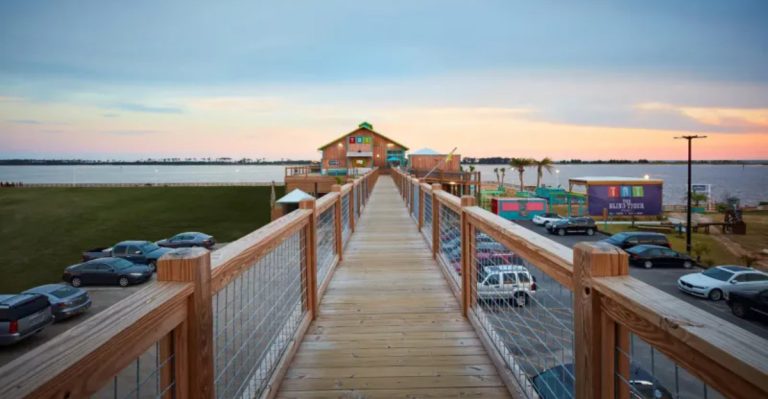 Why This Mississippi Seafood Spot’s Fish And Chips Are Beloved Across The Delta