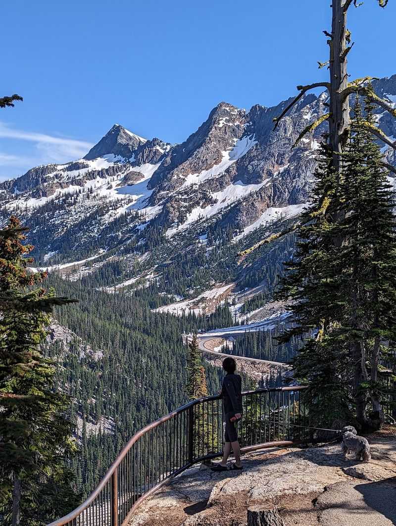 Why This Overlook Belongs On Your Weekend List Why This Overlook Belongs On Your Weekend List