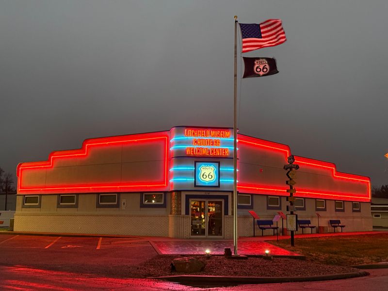Your Route 66 Launchpad In Litchfield