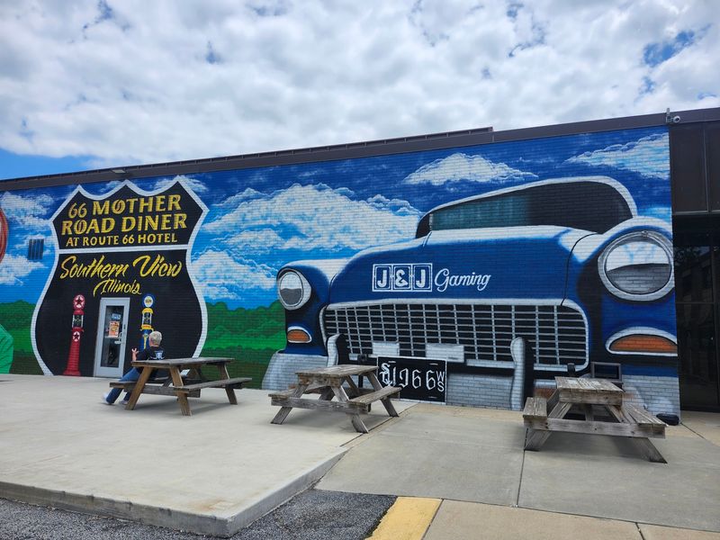 Why This Roadside Gem Earns a Stop