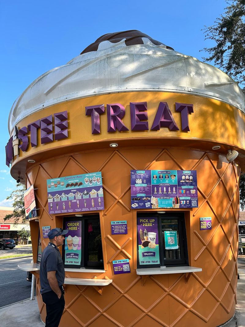 Why This Spot Deserves A Permanent Spot On Your Orlando Rotation