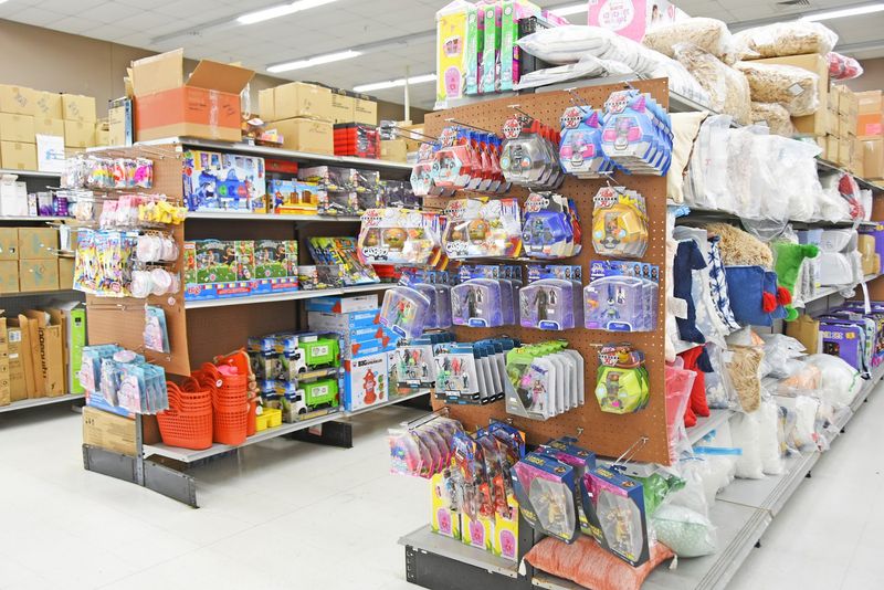 Why This Warehouse Has Built A Loyal Following Across Wisconsin