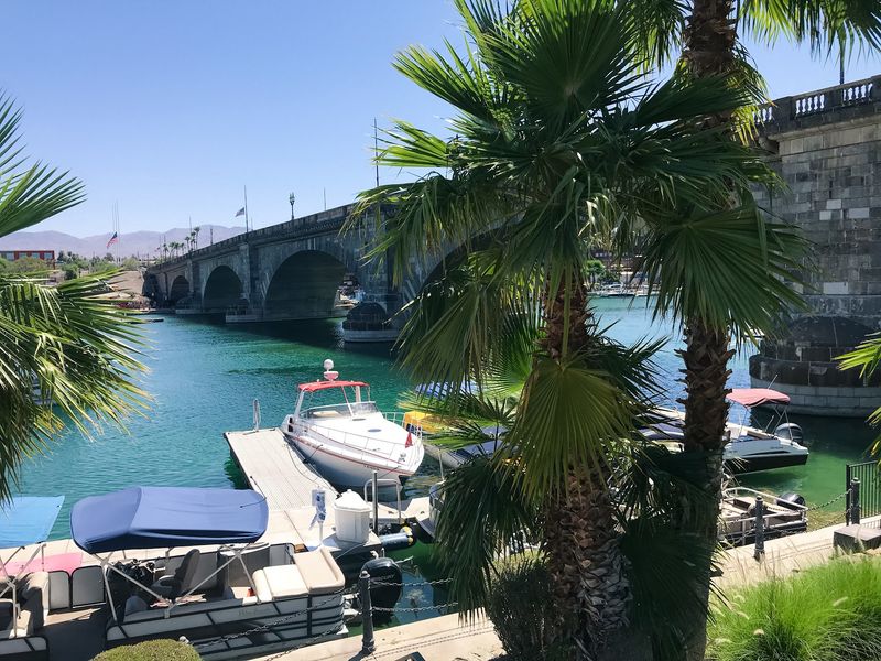 Why This Waterfront Escape Earns the Hype