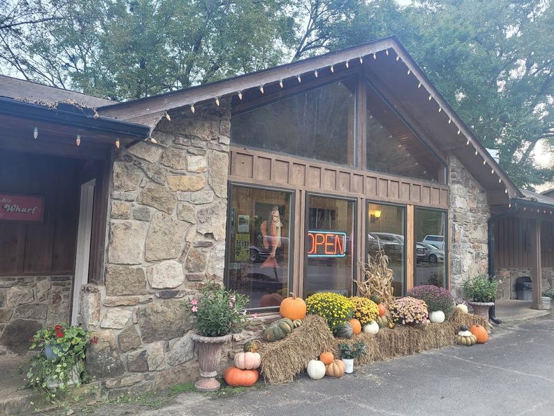 The Arkansas Catfish Restaurant Worth Planning A Visit Around