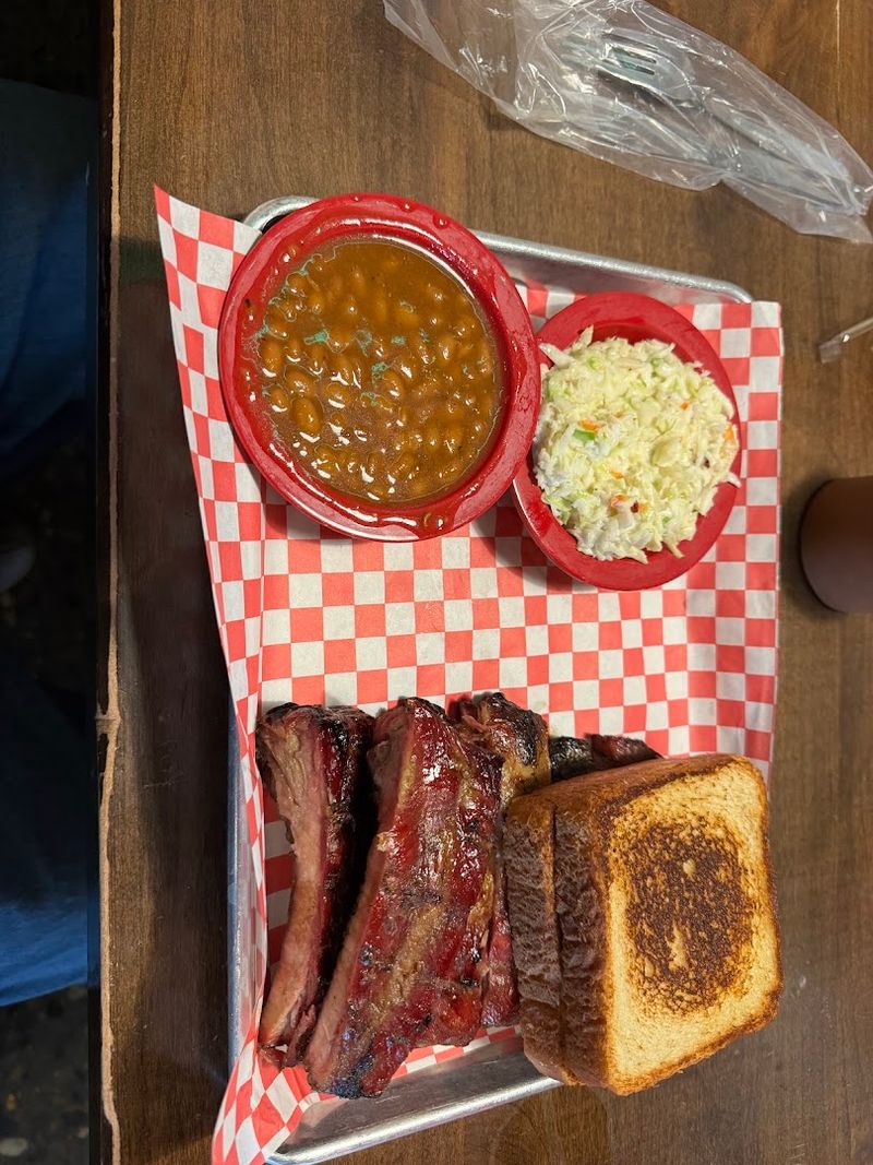 Smoke, Sauce, And A Reputation Built Over Time