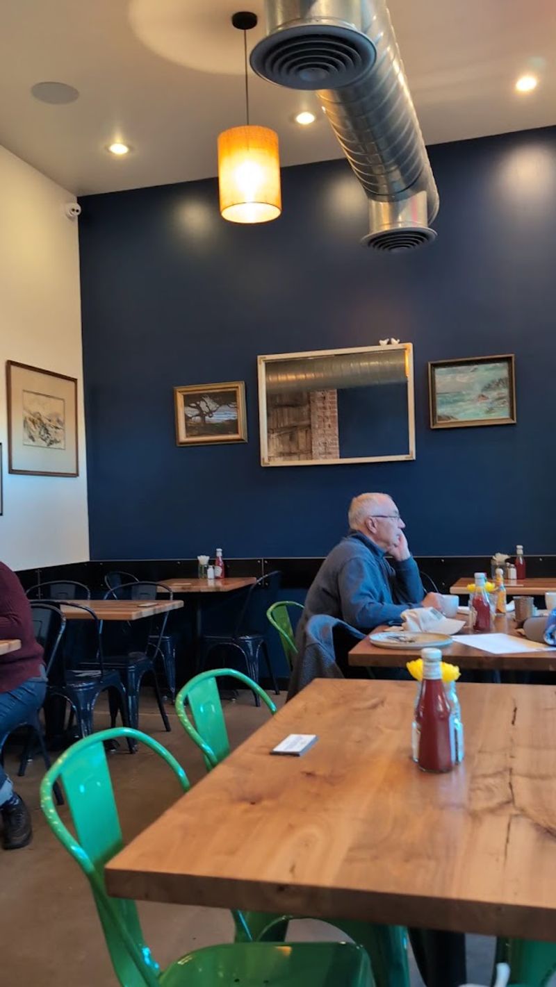 The Weekend Rush That Proves Everyone Already Knows