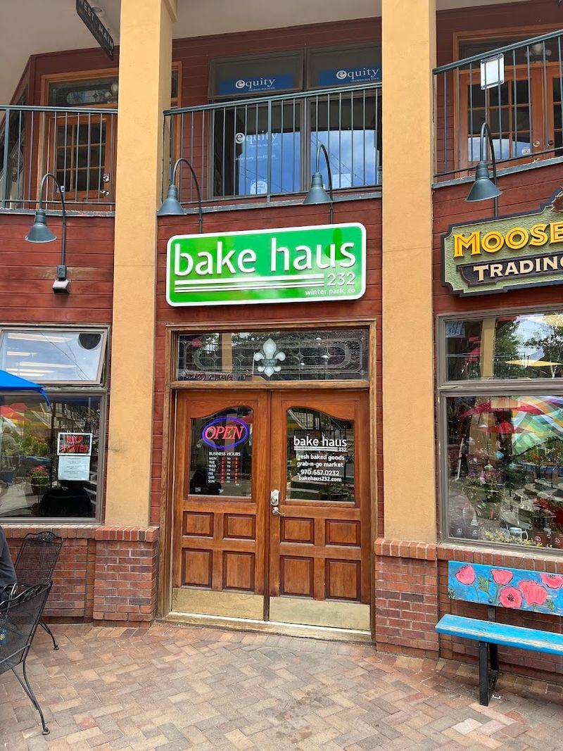 Meet The Bakery That Locals Keep Sending Visitors To