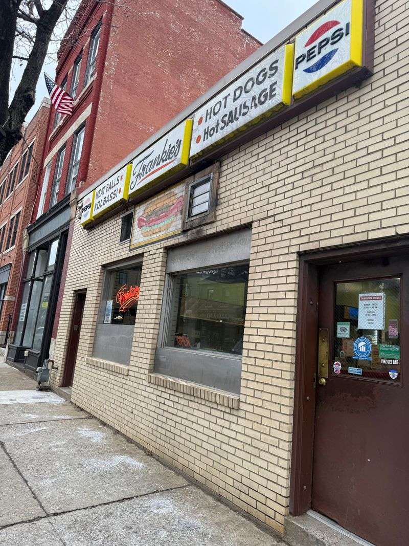 Frankie's Extra Long, Pennsylvania