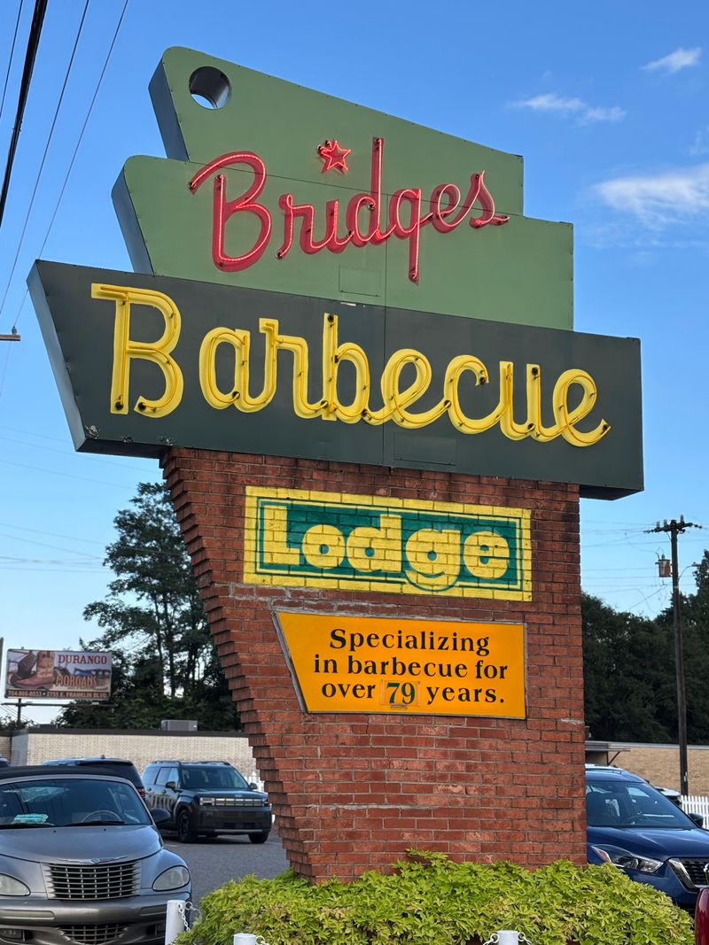 Red Bridges Barbecue Lodge