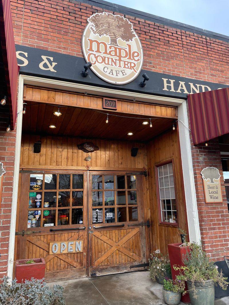 The Maple Counter Cafe