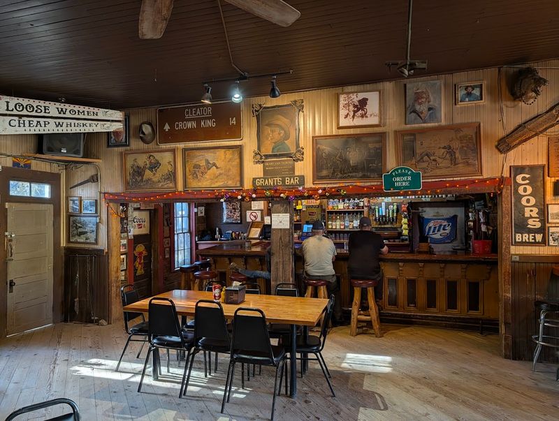 Wild West Ambiance That Hits Different
