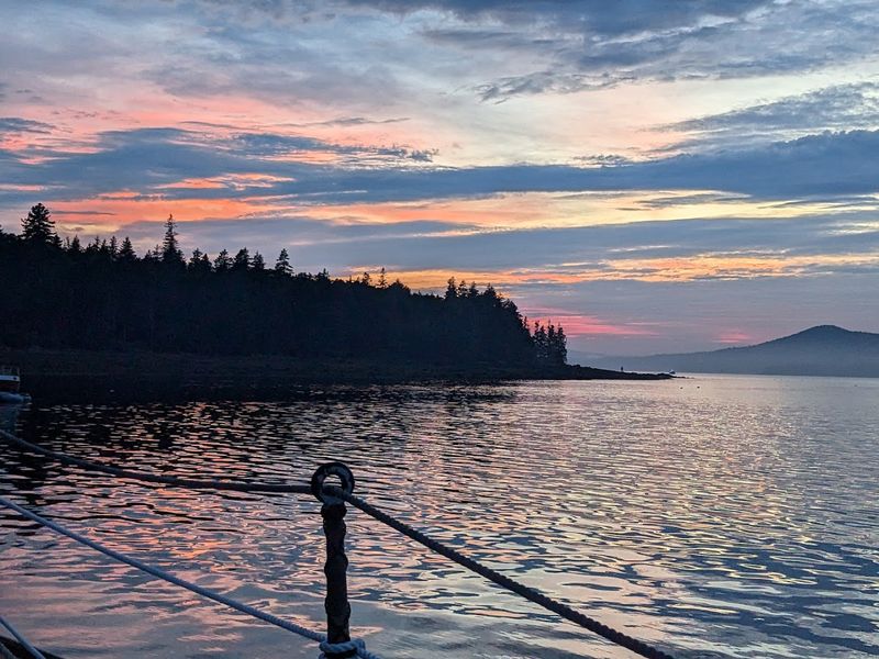 Island Views And Penobscot Bay Access