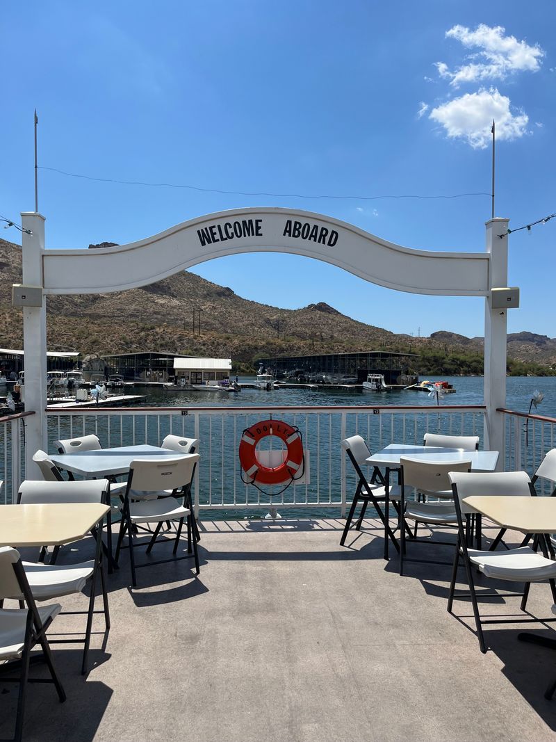 Twilight Dinner Cruises That Redefine Date Night