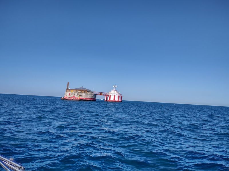 William E. Denver Crib Lighthouse, Chicago