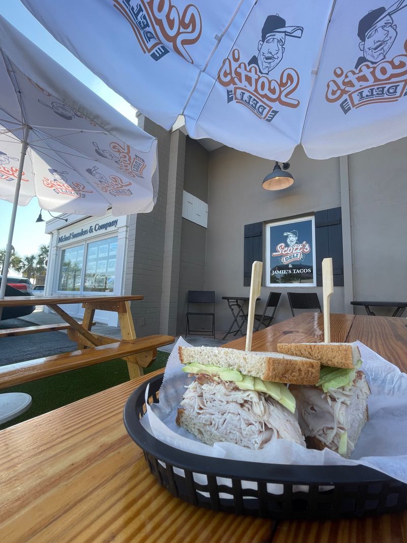 Scott's Deli – Holmes Beach