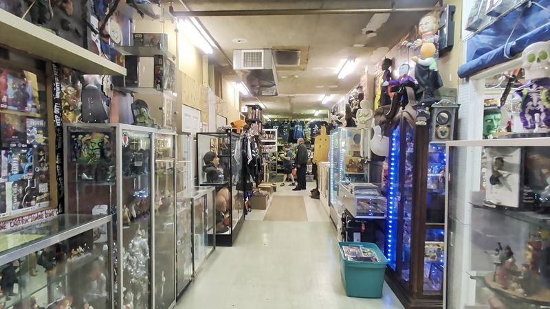 Quaker City Flea Market, Philadelphia