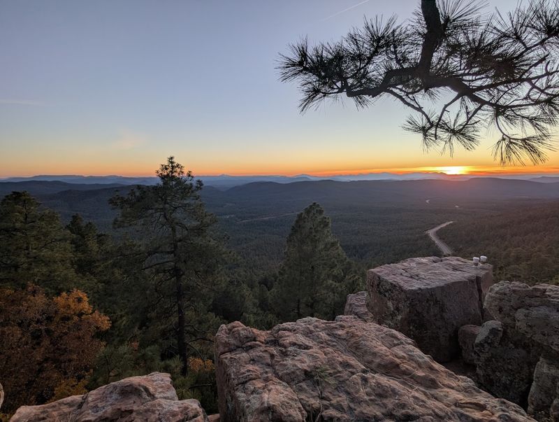 Scenic Overlooks Along The Rim