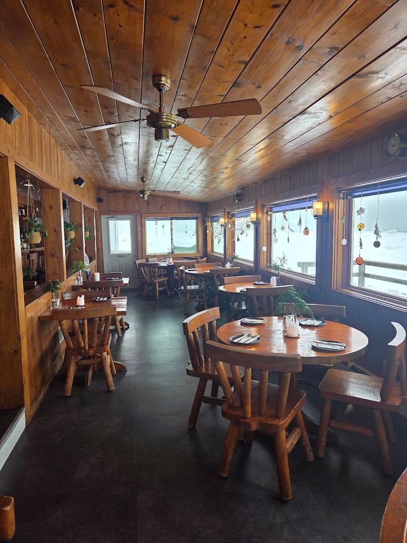 Winding Into Keweenaw Dinner Country