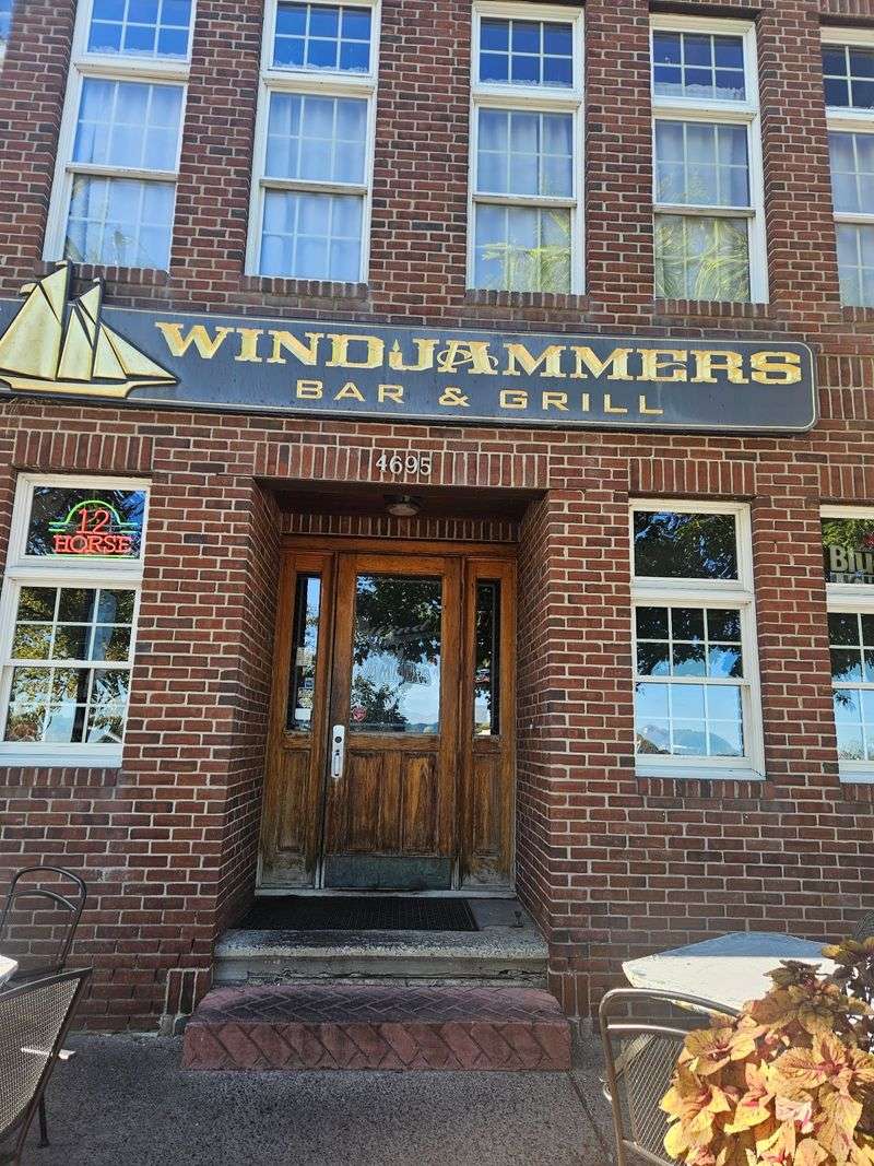 Windjammers