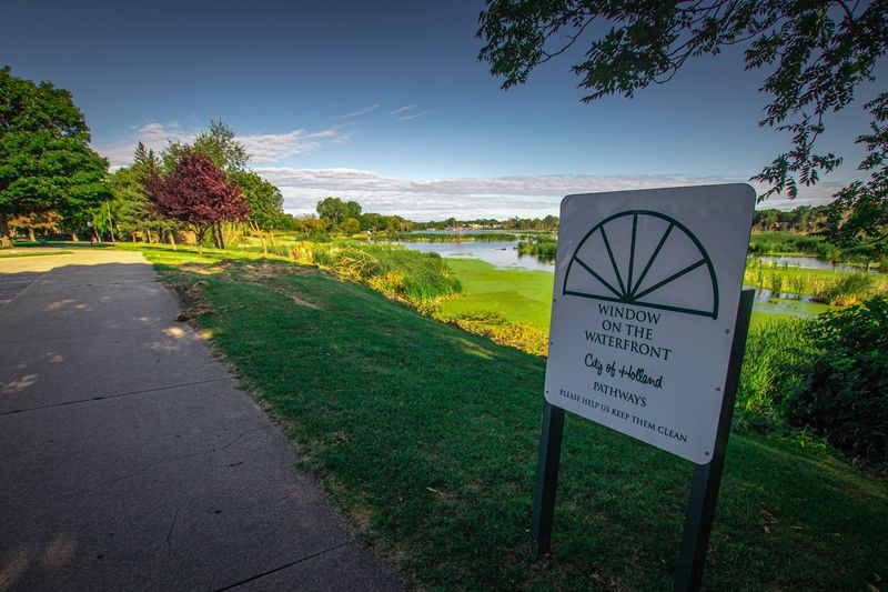 Window On The Waterfront Park, Holland