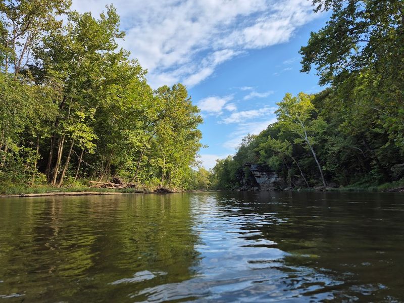 Windy's Canoe Rentals On The Jacks Fork River