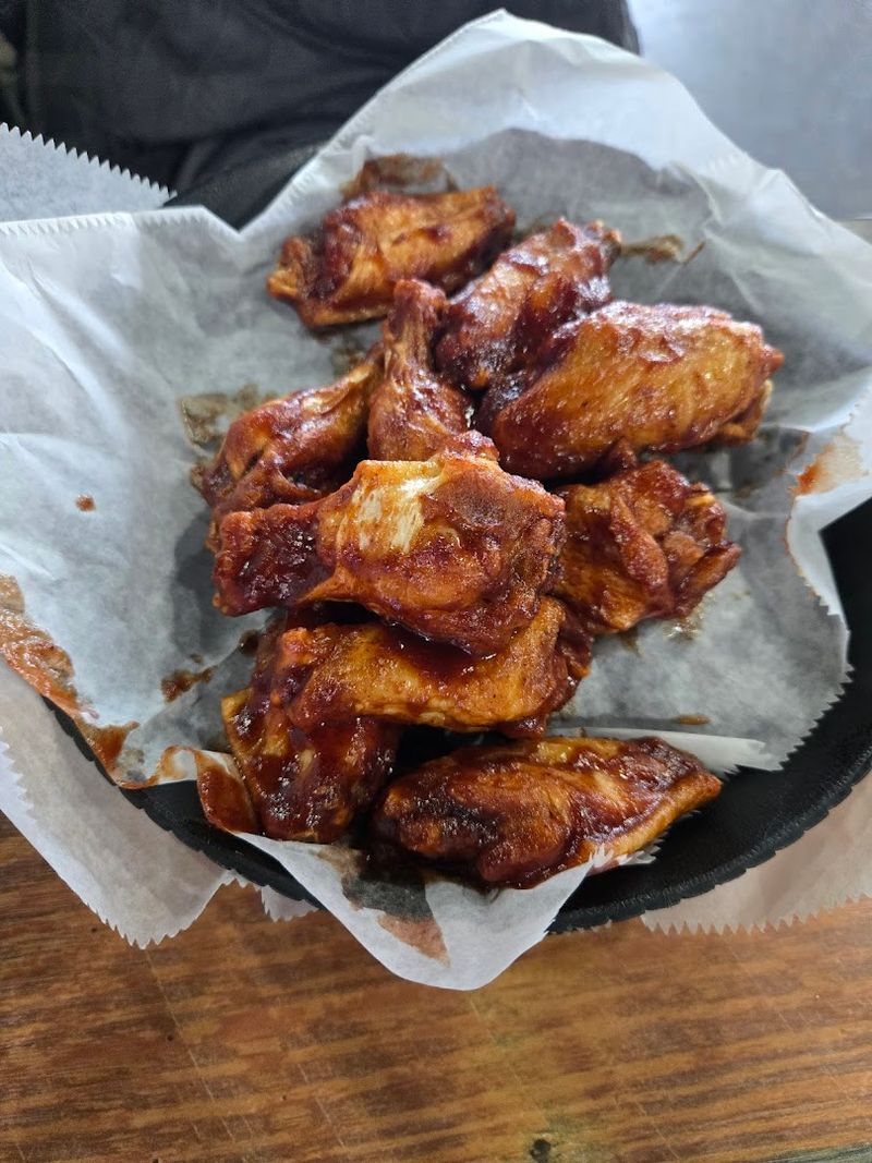 Wing Warehouse, Akron