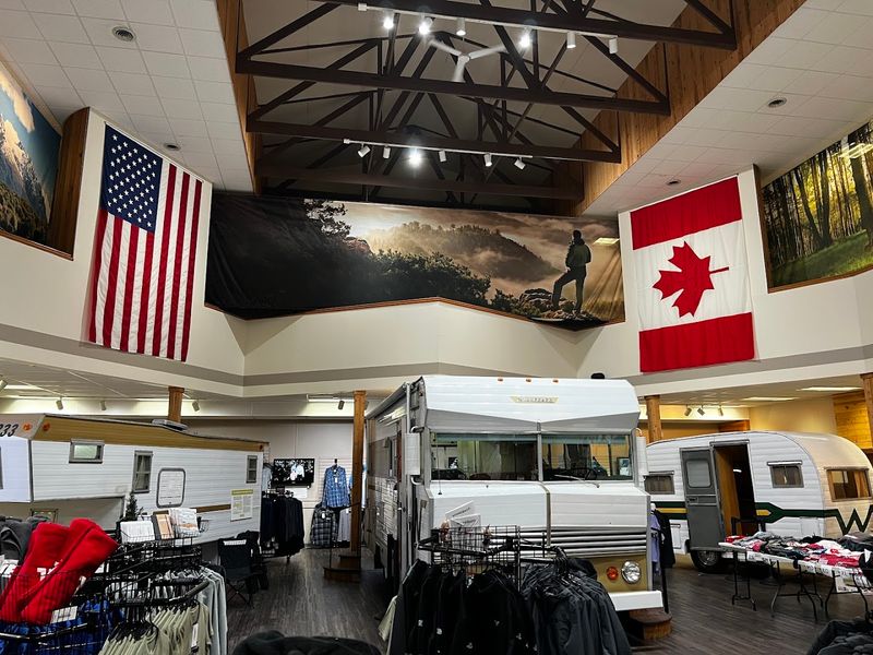 Winnebago Industries Visitors Center