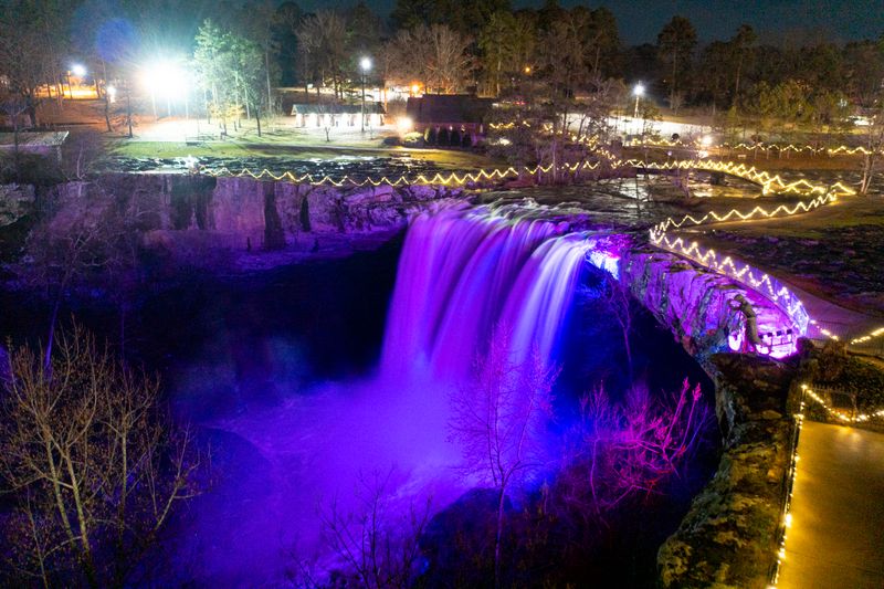 Christmas at the Falls – Gadsden