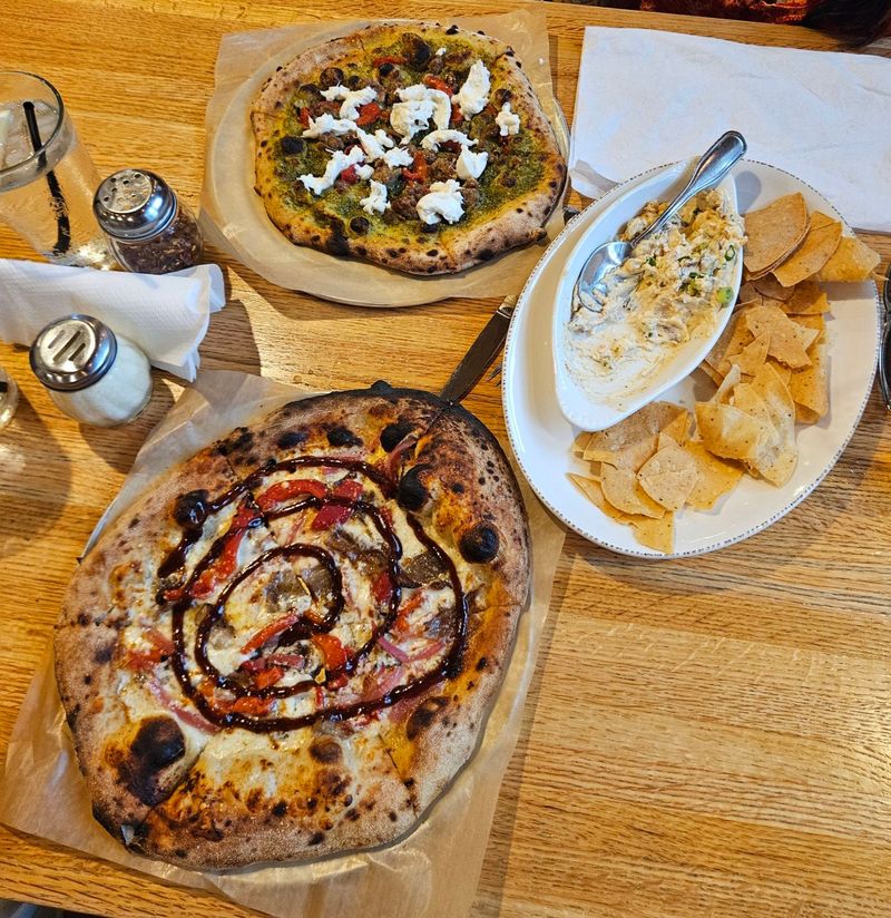 Wood-Fired Pizza Worth Bragging About