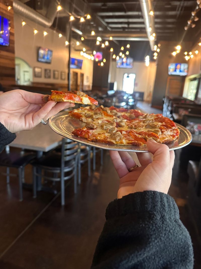 Gusano's Chicago-Style Pizza