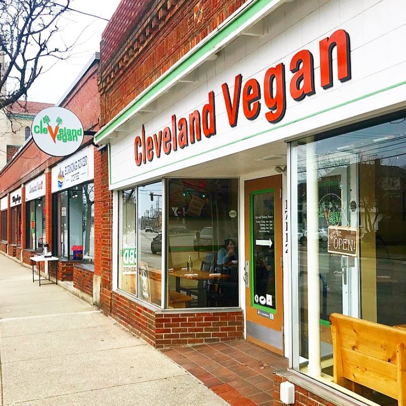 Cleveland Vegan, Lakewood