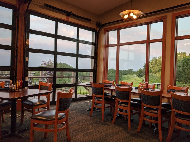 Highlands Restaurant & Lounge 289 - Galena