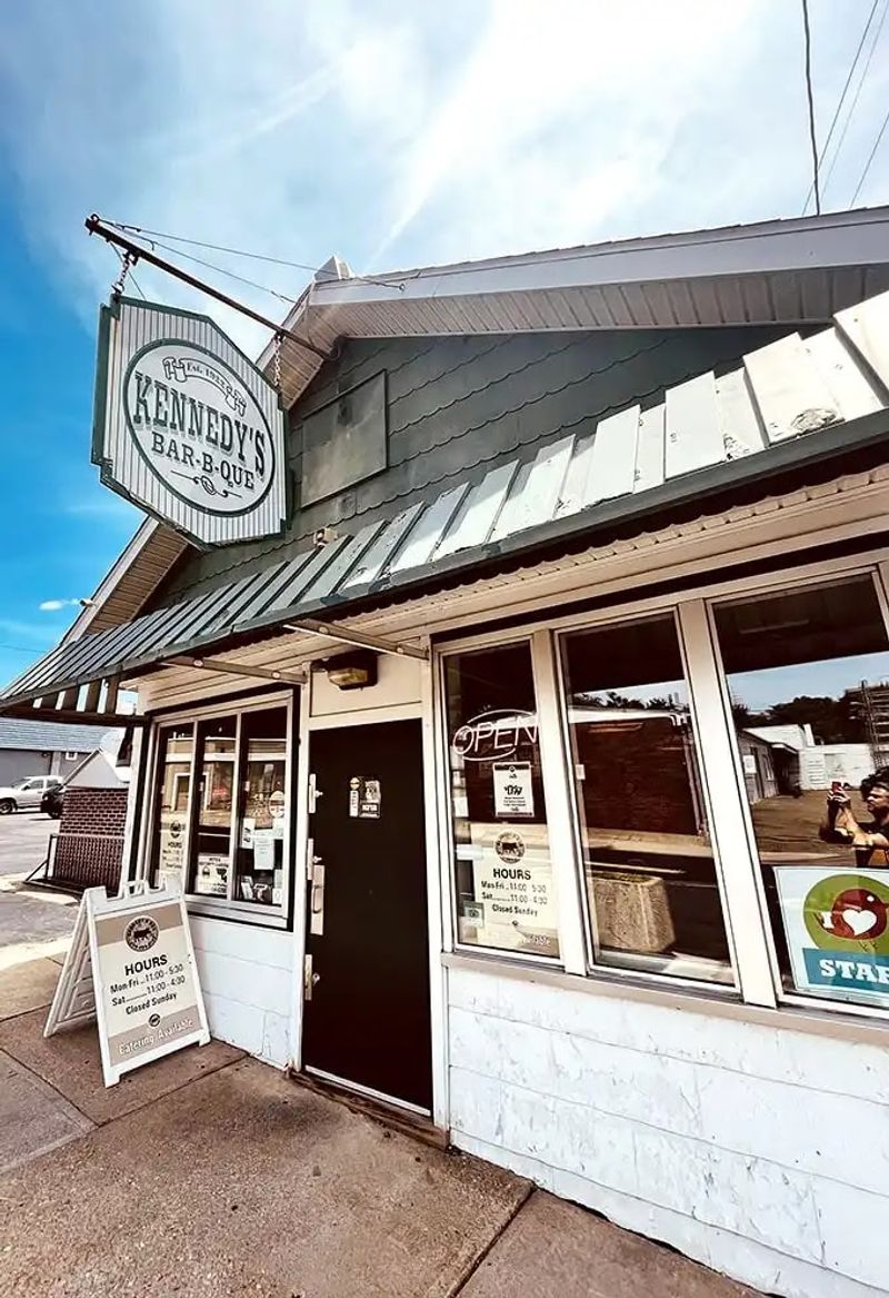 Kennedy's BBQ, Canton