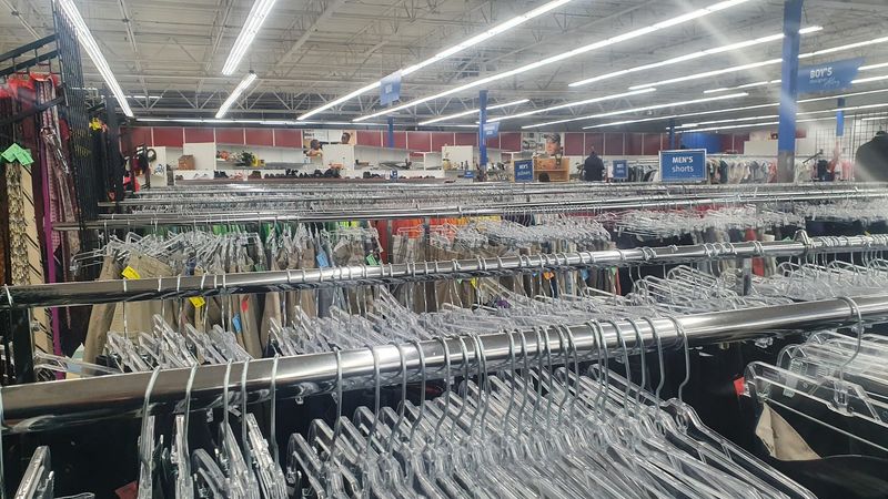 Volunteers Of America Michigan Thrift, Westland