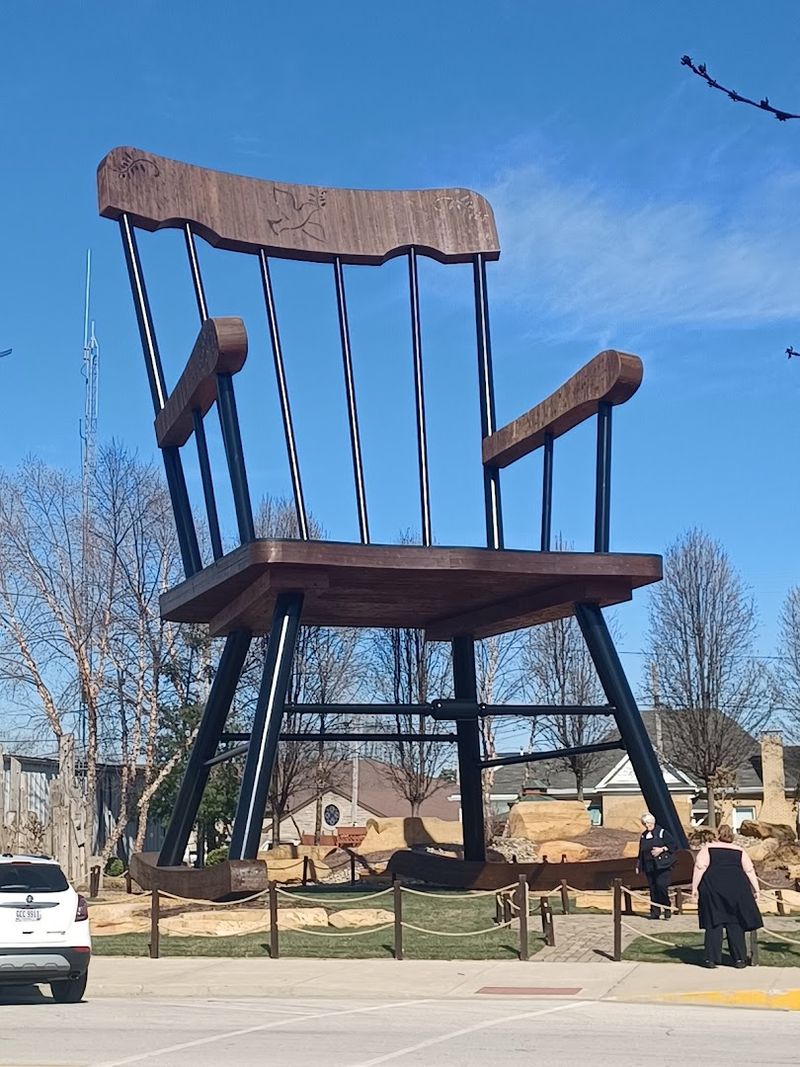 World Record Roadside Attractions, Casey World Record Roadside Attractions, Casey