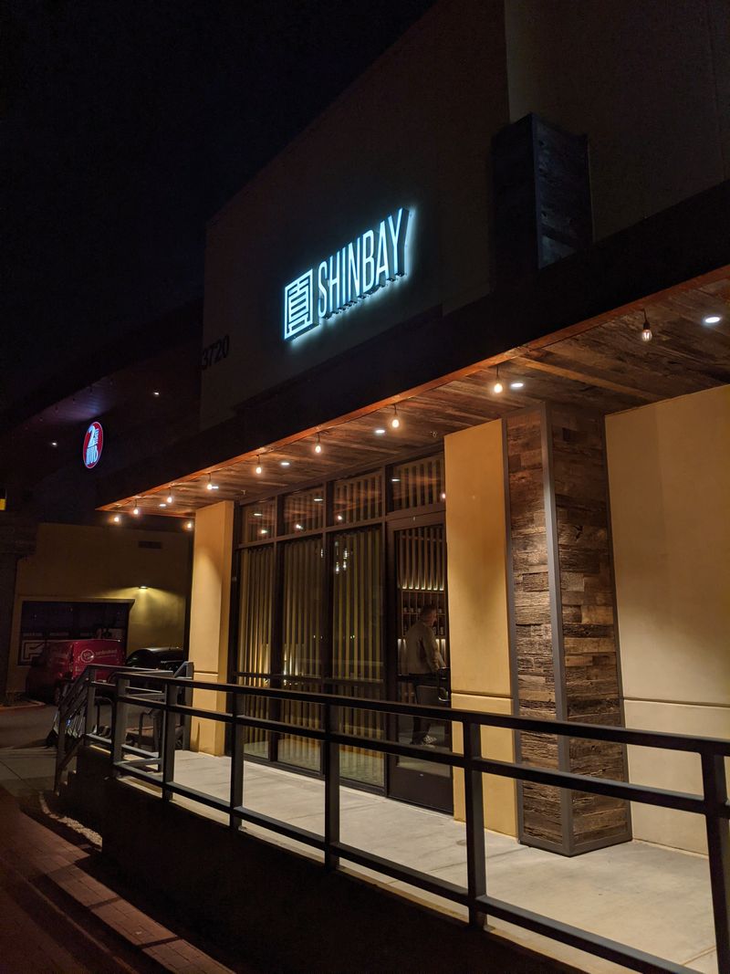 A Cultural Bridge For Arizona Diners