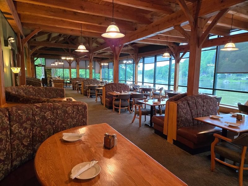 Consistently Delivers Memorable Meals