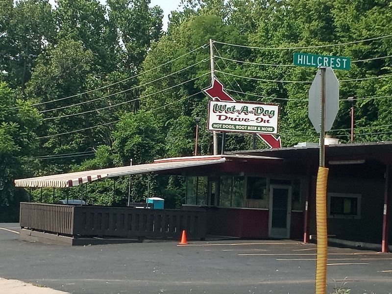 Wot-A-Dog Drive-In, New Carlisle
