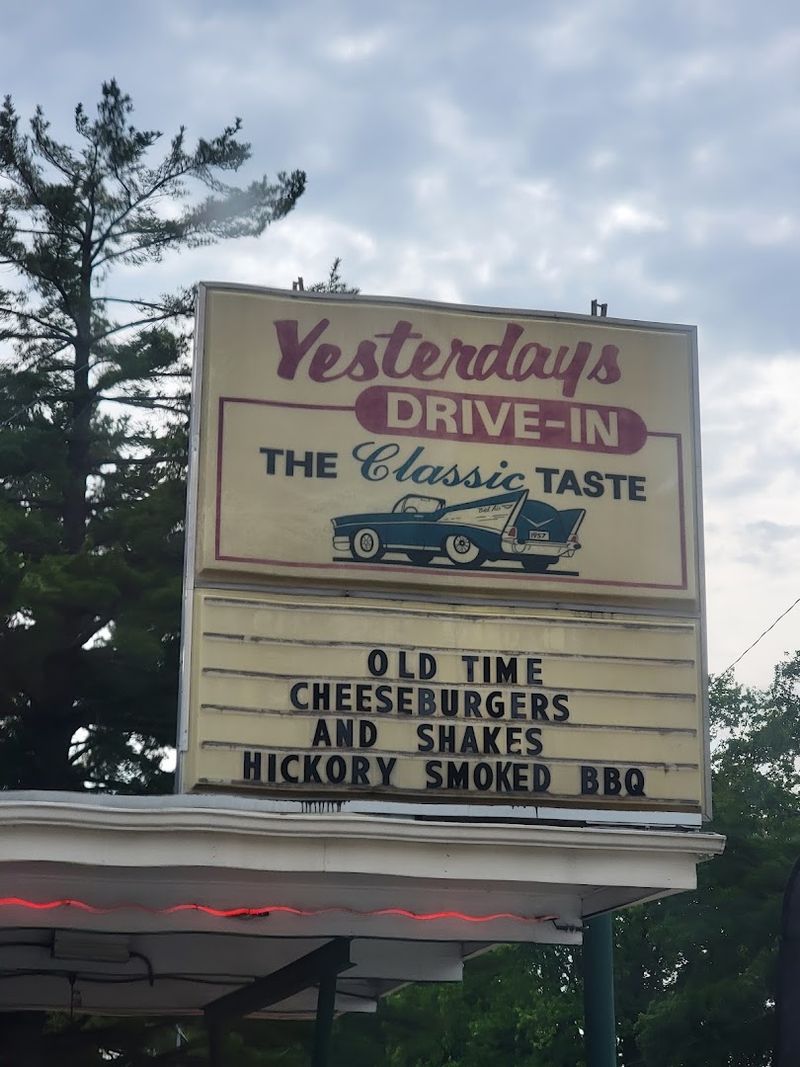 Yesterday's Drive-In, Carmi