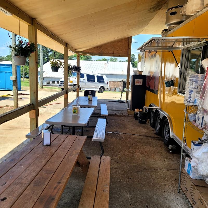 Taqueria El Paisano, De Queen